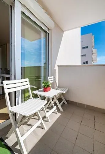 Apartment Bright